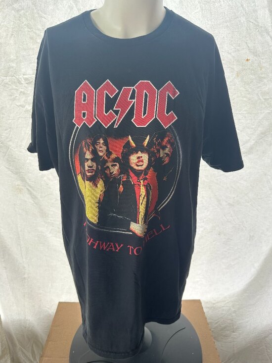 AC DC Other - AC DC Highway to Hell Men's Black T Shirt Size 2XL Angus Young Cotton
